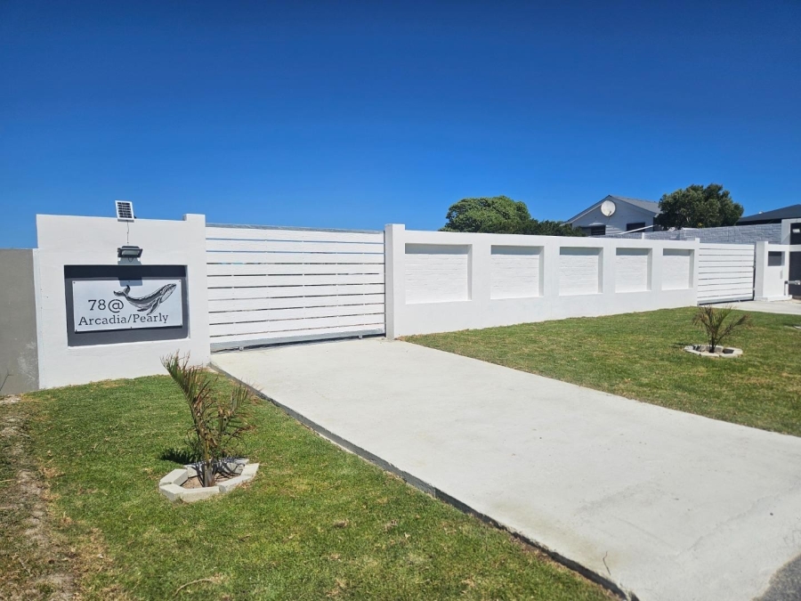 0 Bedroom Property for Sale in Pearly Beach Western Cape